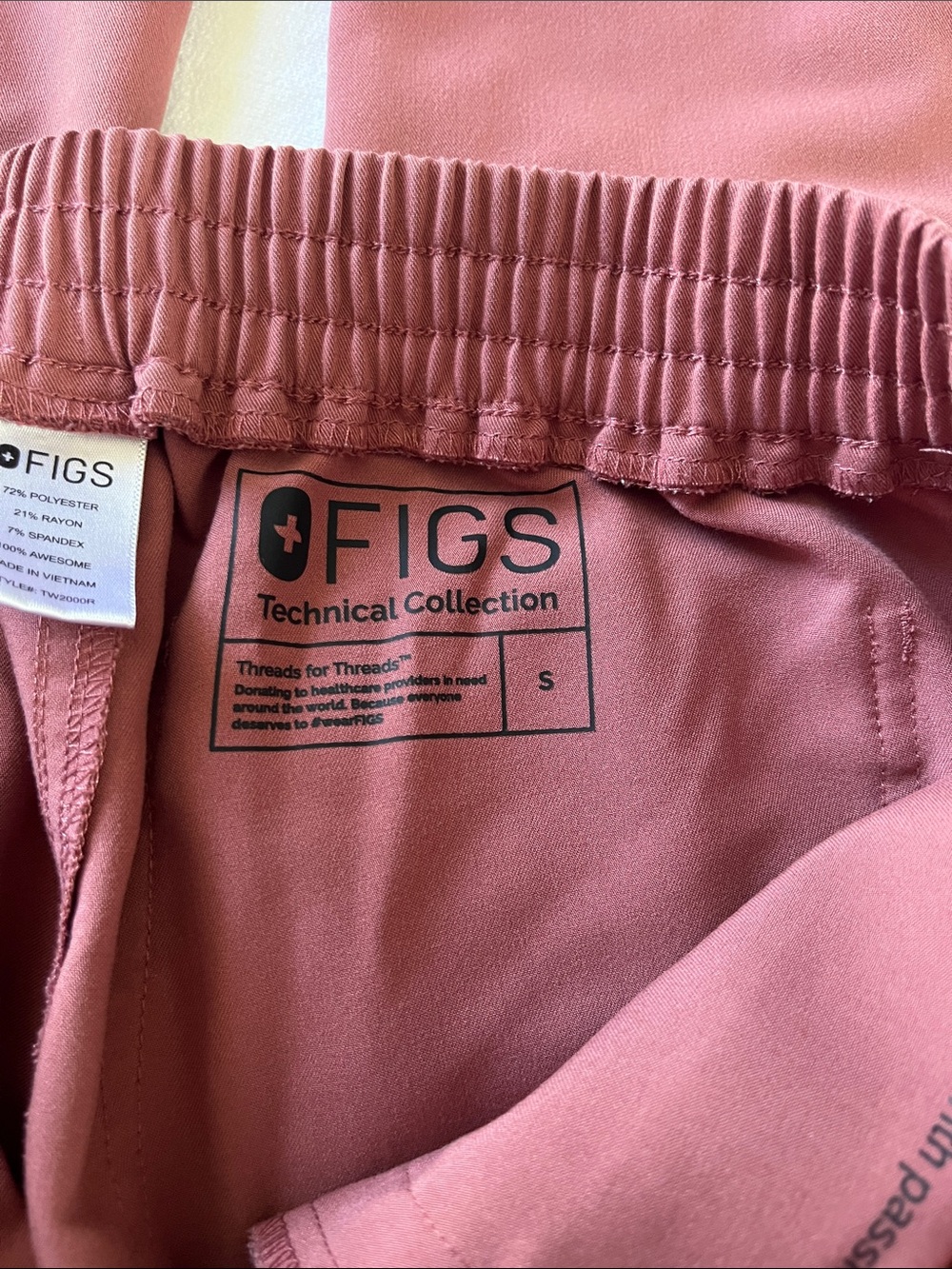 FIGS Scrub Set Mauve XS/S - Picture 4 of 5